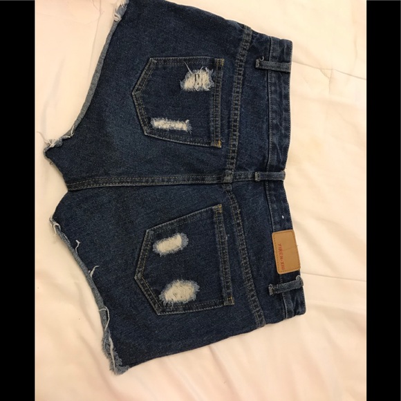 🌟 SOLD SALE BUNDLES 3 high waisted shorts - Picture 3 of 4